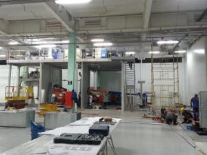 Подъем манипулятора и замена опорно-поворотного круга на фабрике «Кроношпан” в Московской области