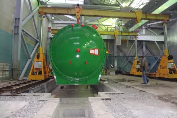 Установка на фундамент автоклава и ресивера