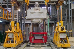 Установка оборудования на производстве полипропиленовой сетки