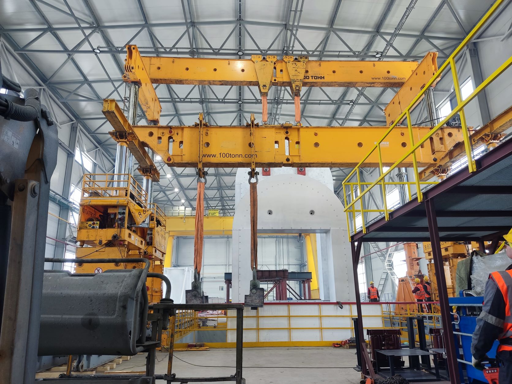 Крупноузловая сборка установки изостатического прессования