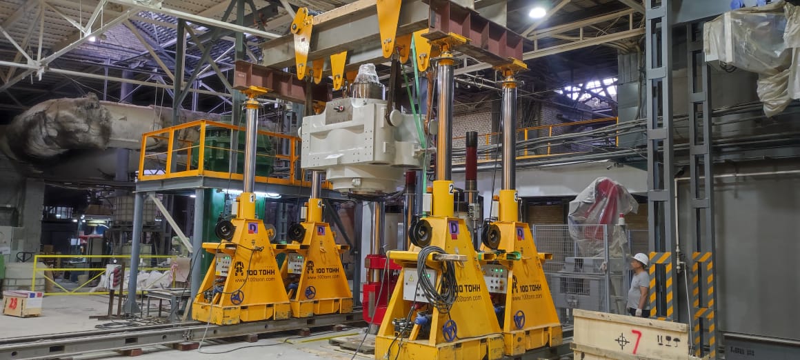 Такелаж узлов тяжелого пресса