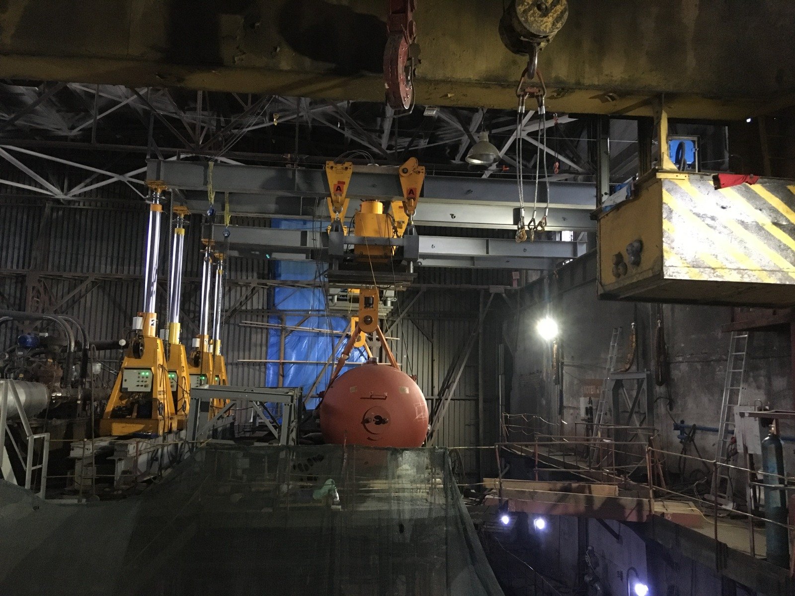 Позиционирование барабана котлоагрегата в зоне монтажа Позиционирование барабана котлоагрегата в зоне монтажа