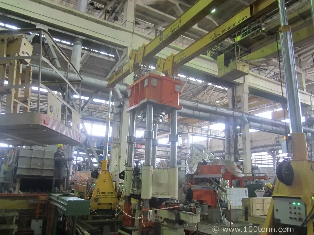 Монтаж ковочного пресса HYDROMEC HSF-1000 на ОМЗ (Орск)