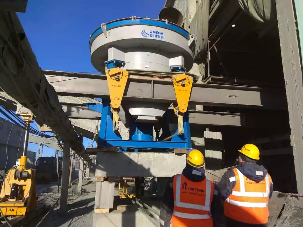 Перемещение новой дробилки к месту монтажа