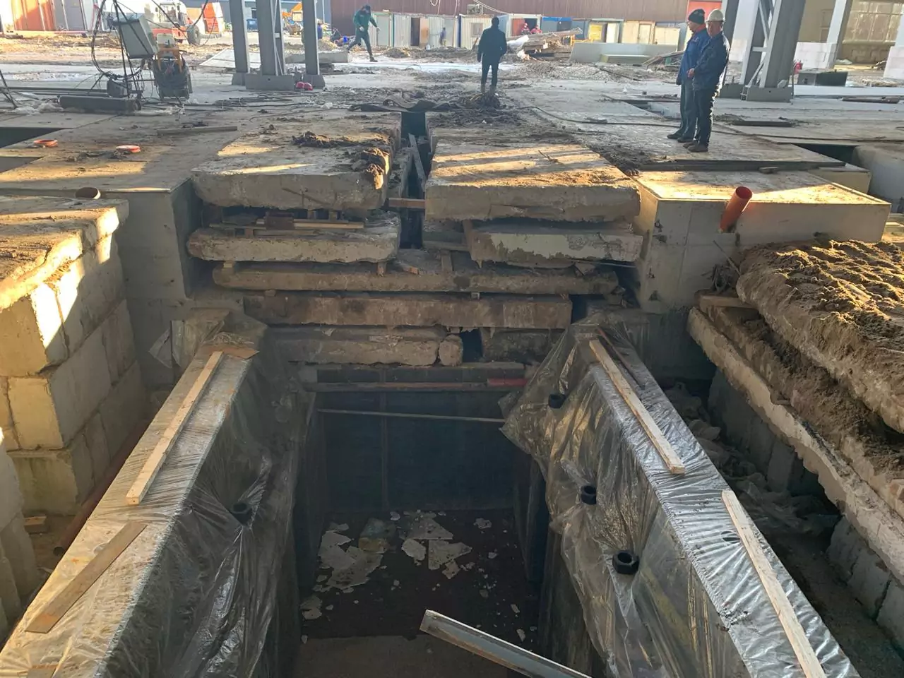 Подготовка фундамента в цехе холодного проката Подготовка фундамента в цехе холодного проката