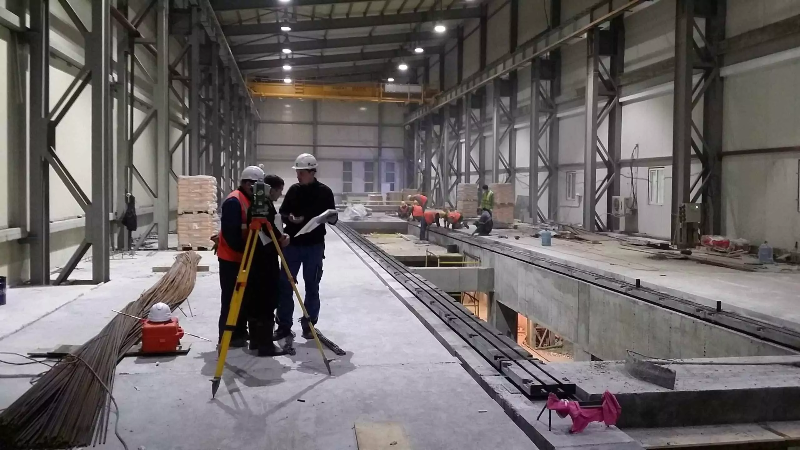 Подготовка фундаментов к монтажу бумагоделательной машины