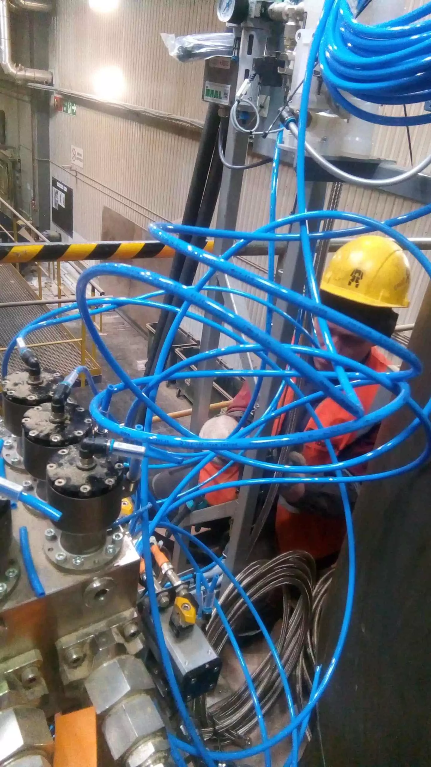 Промышленный монтаж системы воздухоснабжения Промышленный монтаж системы воздухоснабжения