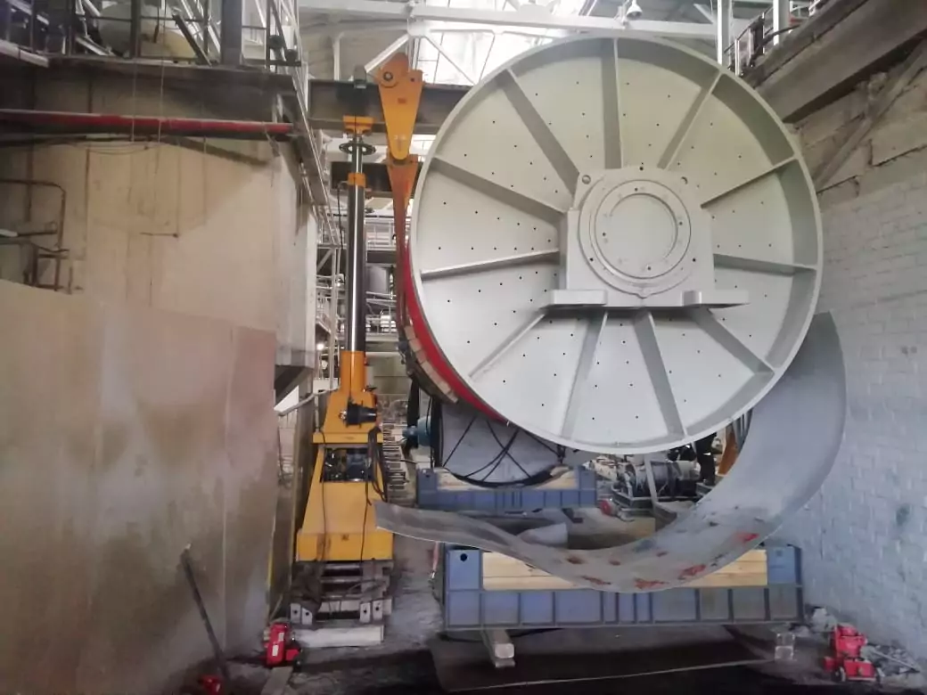 Такелаж мельницы SACMI MMC 120 в стесненных условиях