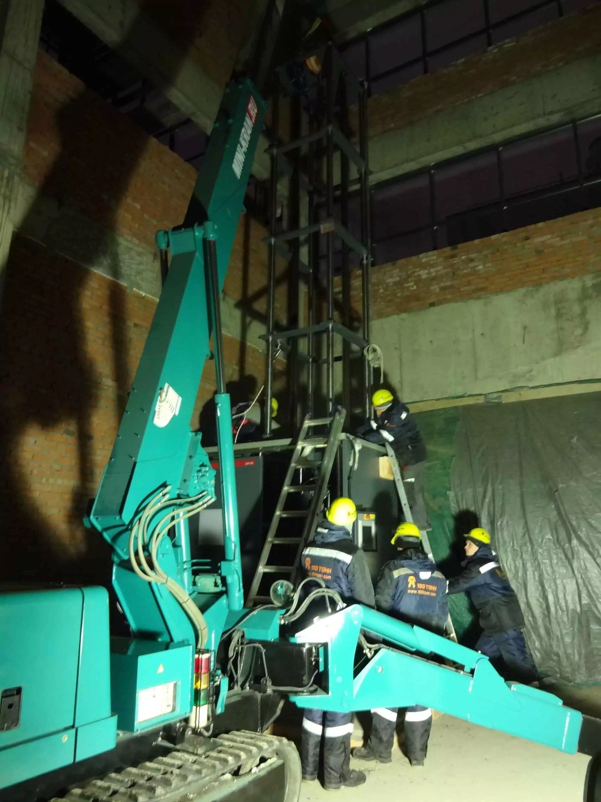 Установка башни испытательной машины DWT60