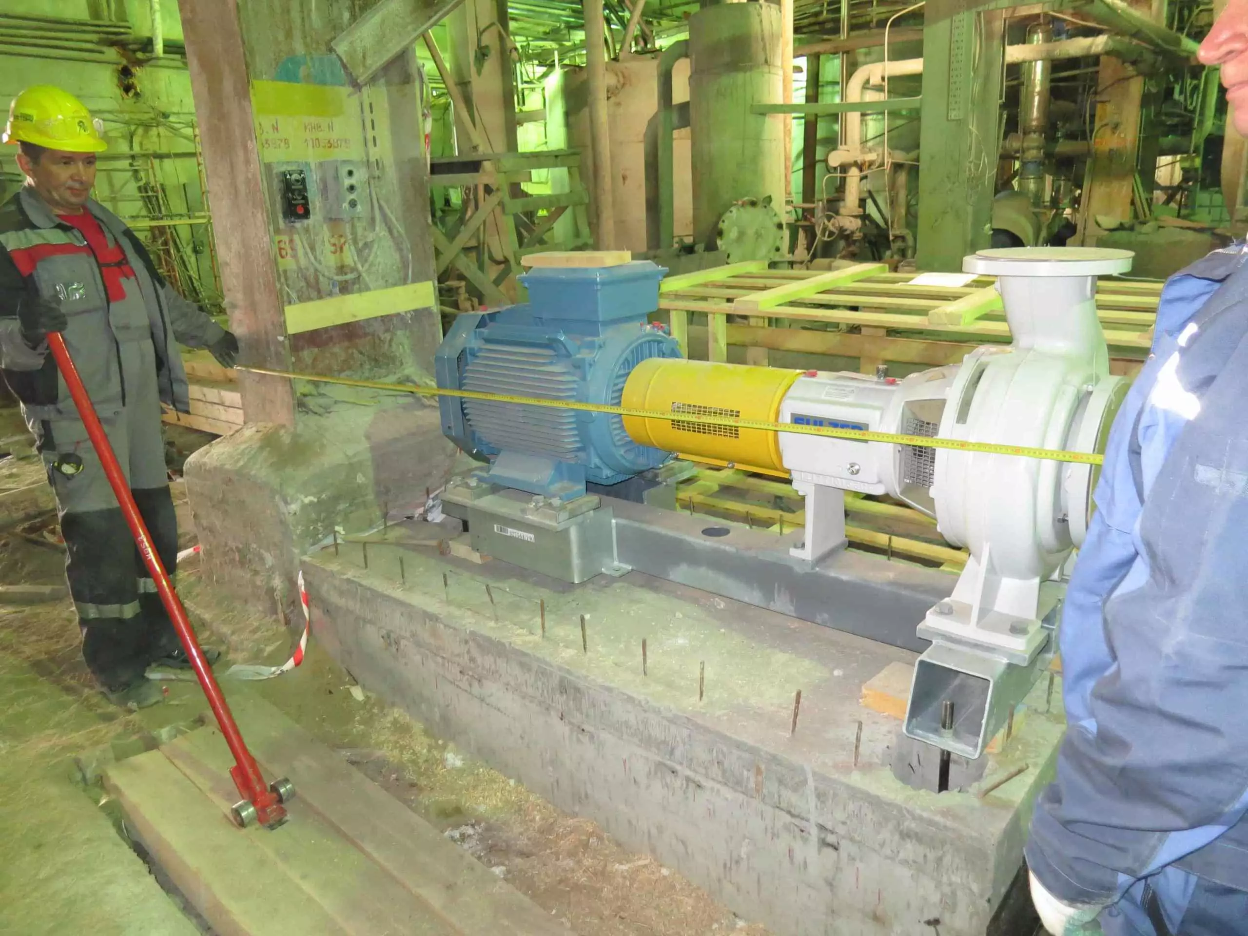 Установка и монтаж насоса в ЦКРИ-3 АЦБК