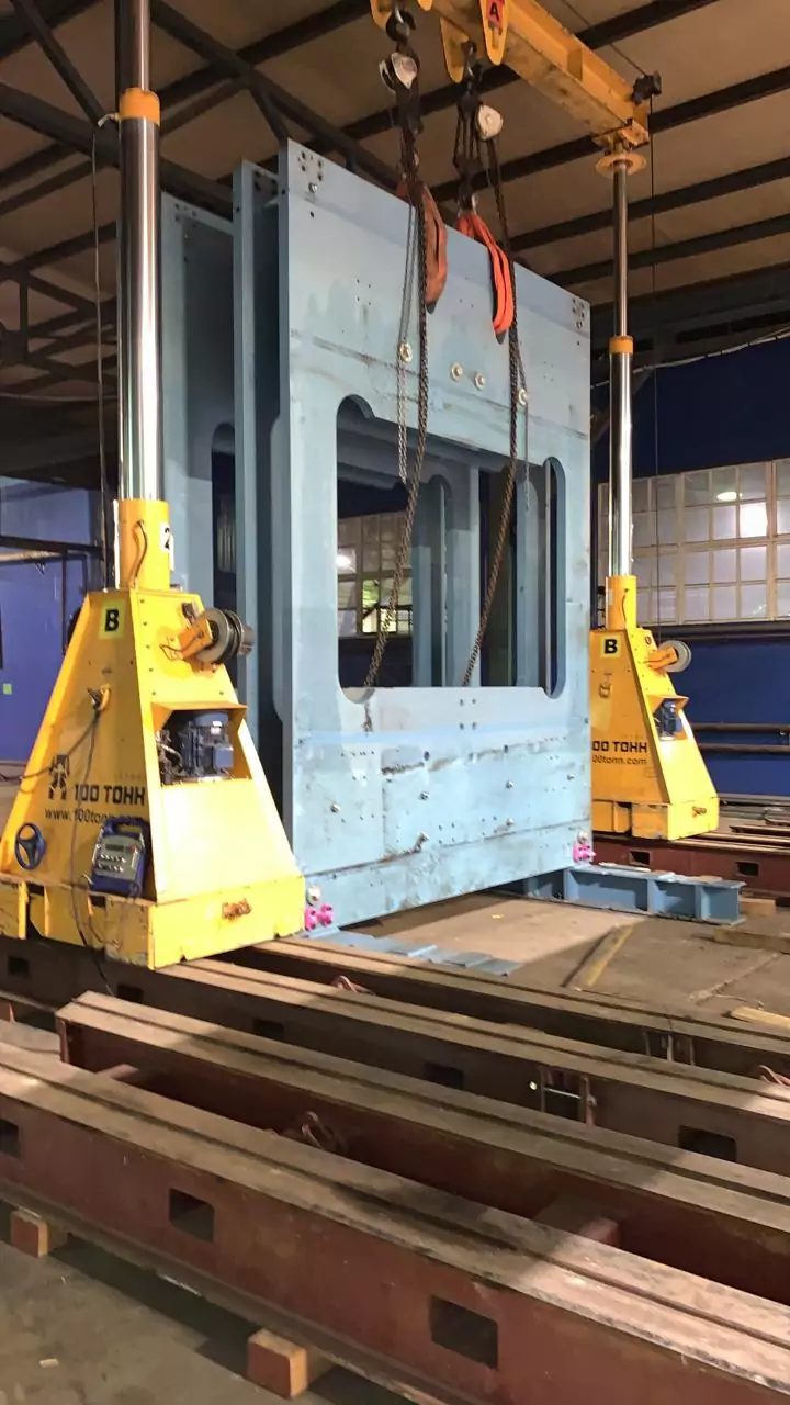 В стесненных условиях гидравлическому порталу нет альтернативы