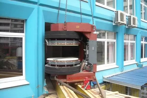 Такелаж томографа с помощью балок