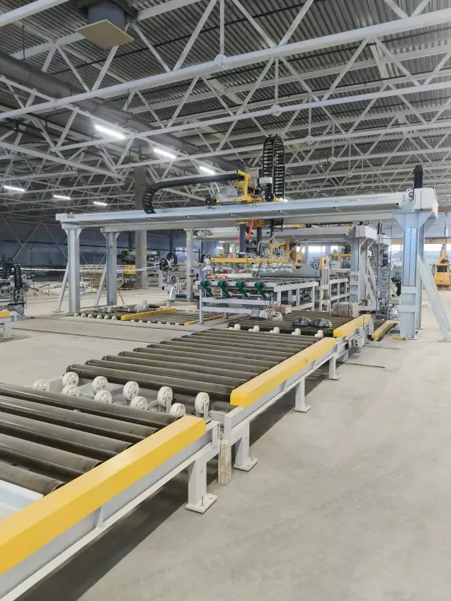 Монтаж линии ламинирования древесно-стружечной плиты в Томской области