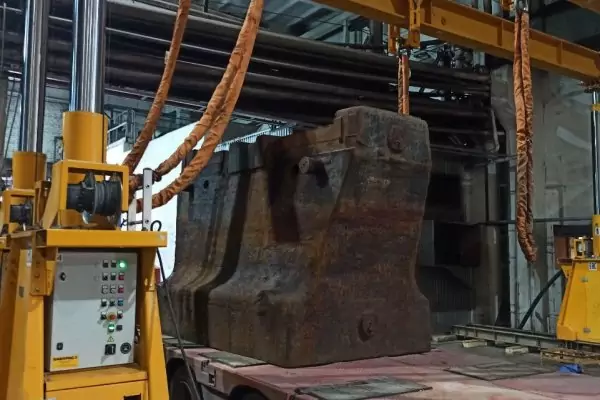 Погрузка молота на платформу